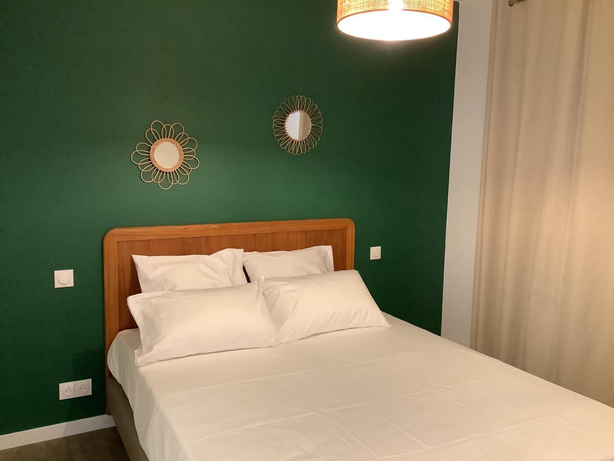 Trinquet Bordatxo Saint-Jean-de-Luz Bilik gambar